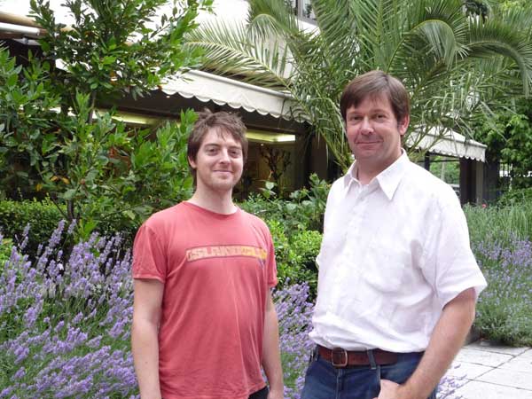 photo (54KB) : Figure 3 : Rory McNicholl and Richard Davis, both from the University of London Computer Centre, winners of the Developer Challenge at Open Repositories 2010 (Madrid).