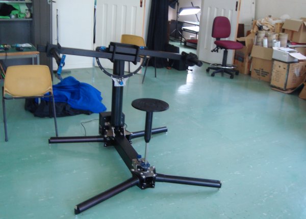 photo (40KB): Figure 3: Virtual 3D (V3D) Object Rig Model 1 (ORm1) assembled